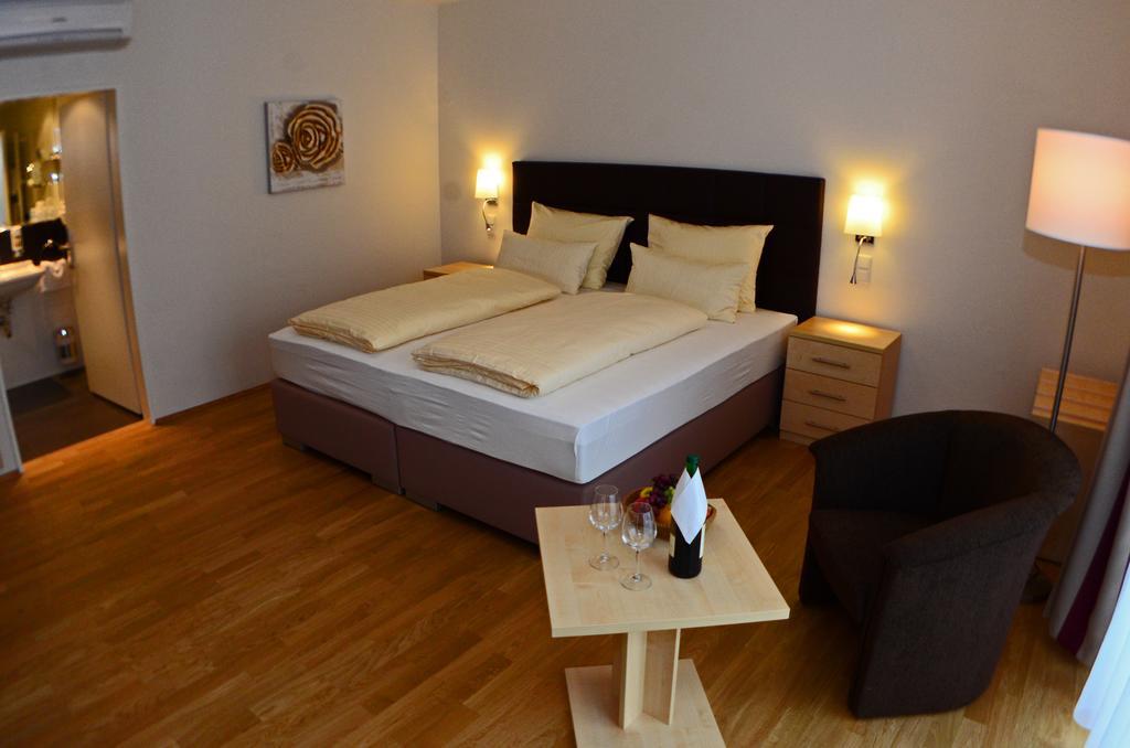 Hotel-Restaurant Sebastianushof Бон Екстериор снимка